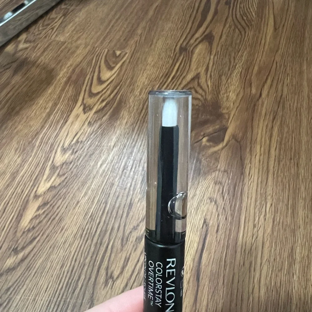 NEW Revlon Colorstay Relentless Raisin Lipstick